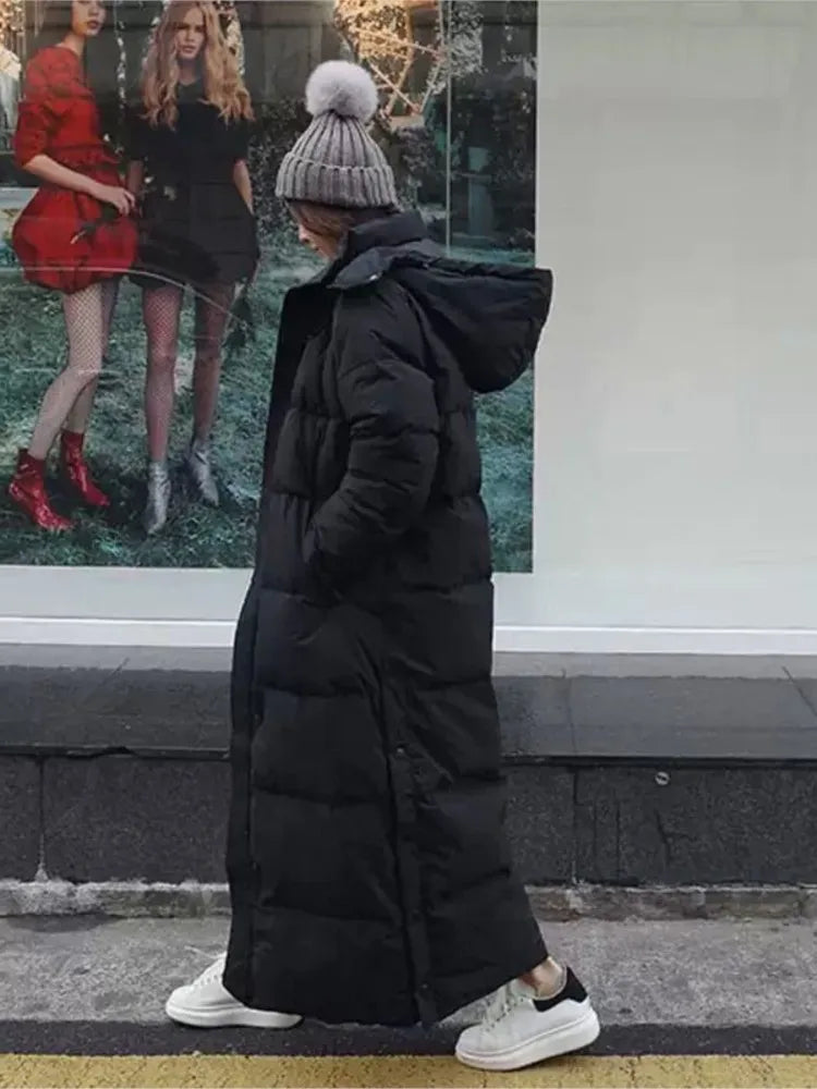 Sheena | Long down jacket with hood for winter