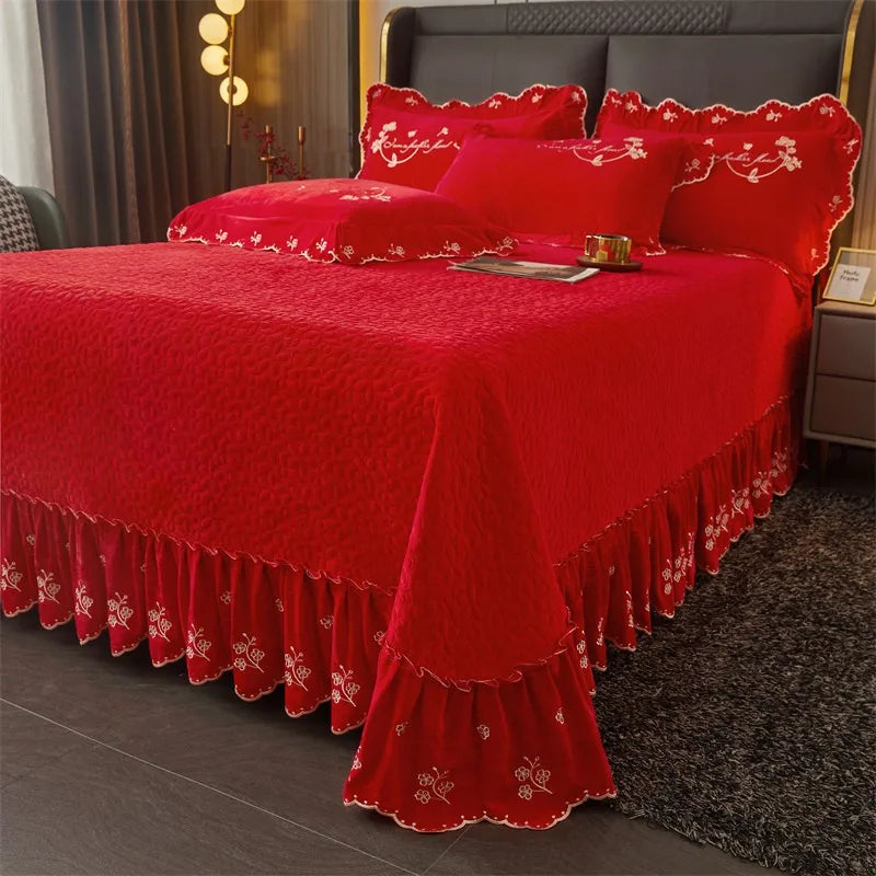 Thelittleesse™ Cardinal Romance Bedding Set – Quilted 500TC Polyester Bedspread in Passionate Red