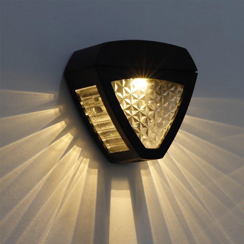 NileGlow – Solar Wall Lamp with Classic Egyptian Aesthetic