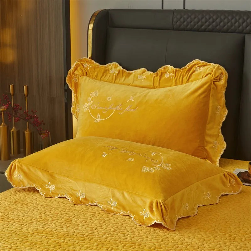Thelittleesse™ Rustic Sunflower Bedding Set – Quilted 500TC Polyester Bedspread in Sun-Kissed Yellow