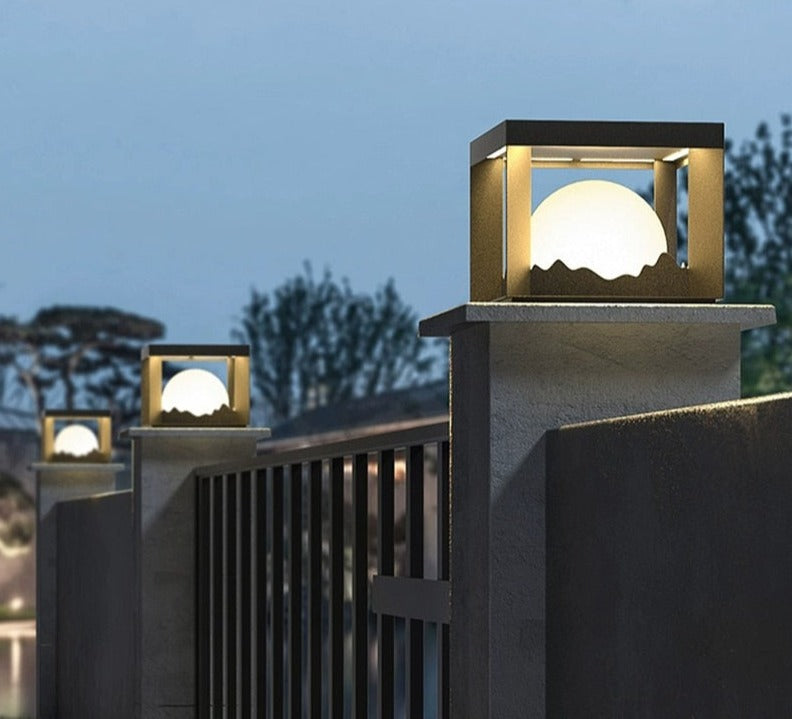 FenceGlow – Solar LED Wall Lighting for Outdoor Spaces