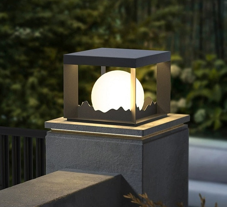 FenceGlow – Solar LED Wall Lighting for Outdoor Spaces