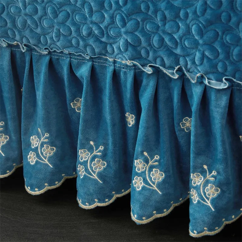 Thelittleesse™ Sapphire Serenity Bedding Set – Quilted 500TC Polyester Bedspread in Ocean Blue