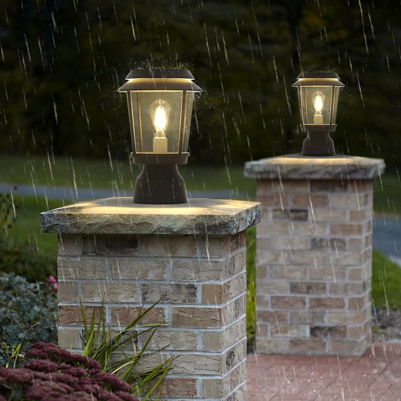 FenceBeam – Solar-Powered Garden Wall Lamp
