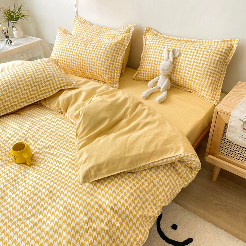Thelittleesse™ Warm & Cozy Bedding Set – Soft 3-Piece Polyester Comfort