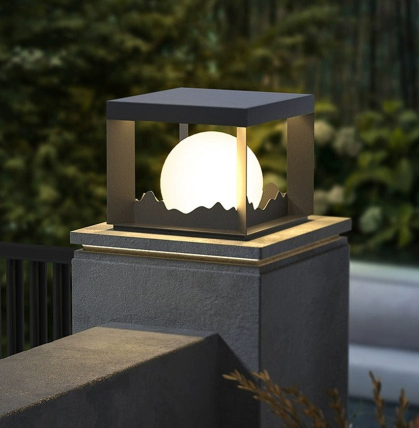 FenceGlow – Solar LED Wall Lighting for Outdoor Spaces
