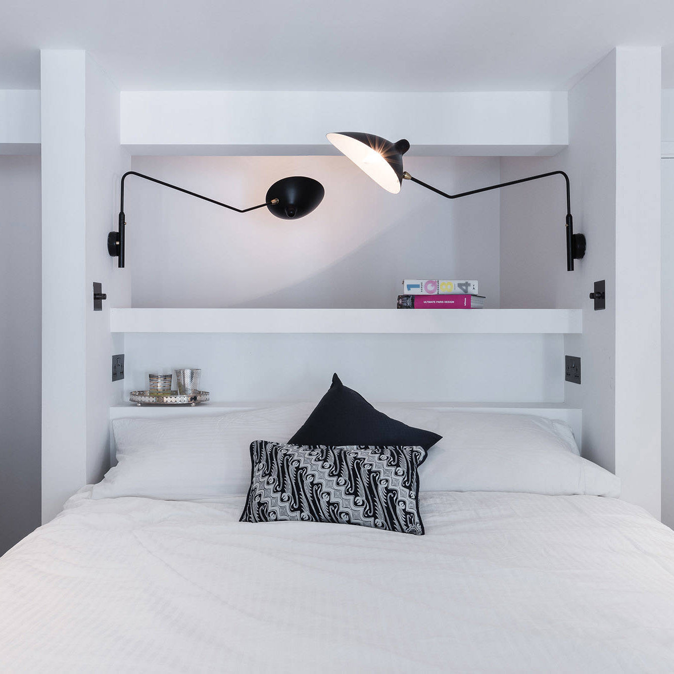 LumaFlex – Dual-Arm Wall Lamp for Flexible Lighting