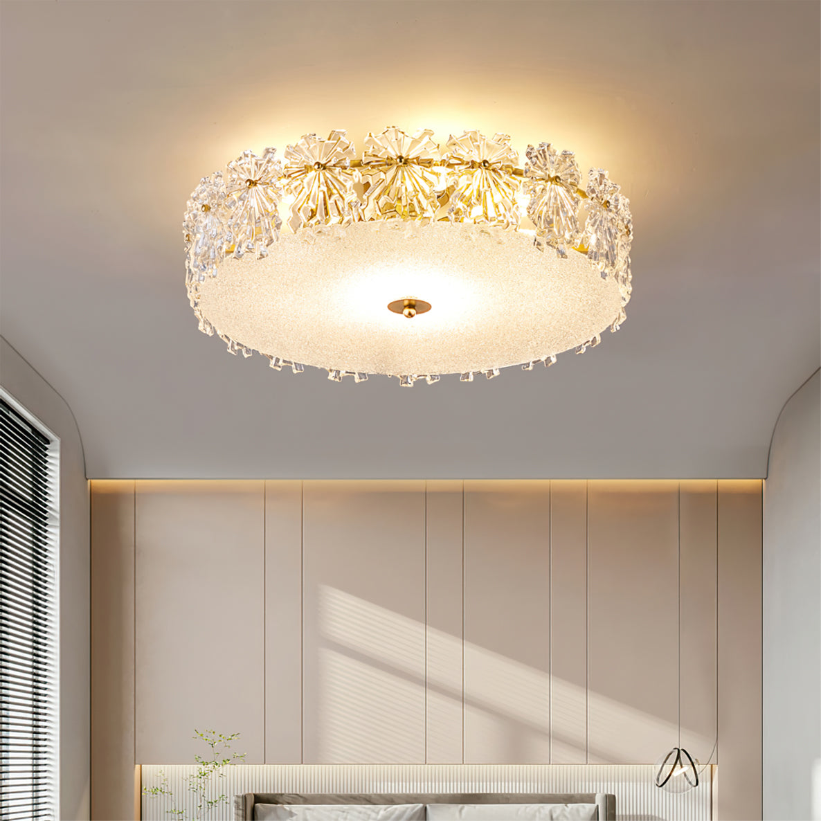 FlurryLuxe - Ceiling Light with Elegant Snowflake Motifs