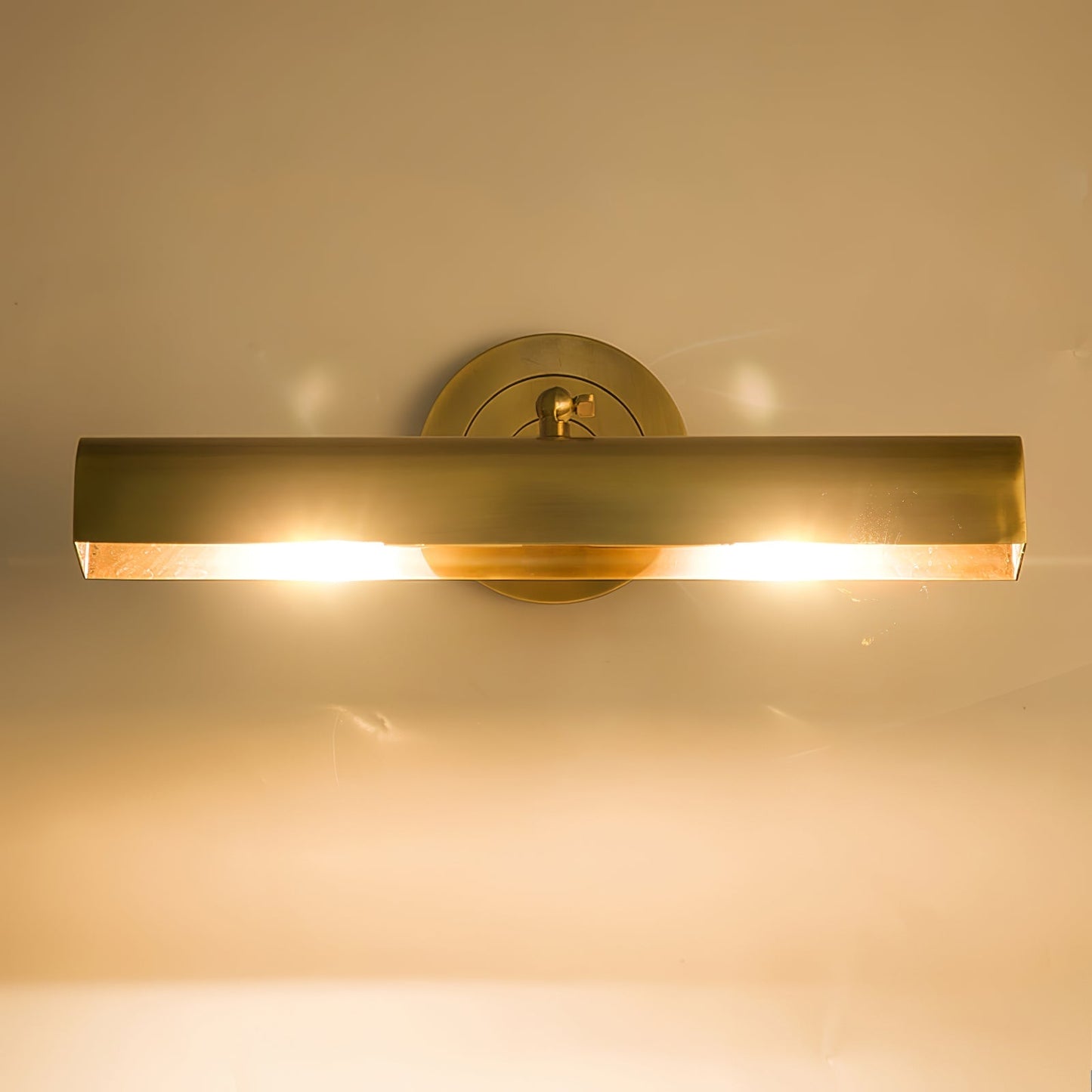 TimelessLume – Luxurious Gold Wall Lamp for Classic Interiors