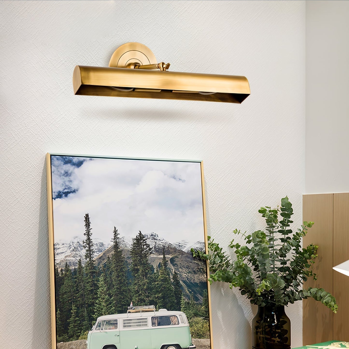 TimelessLume – Luxurious Gold Wall Lamp for Classic Interiors