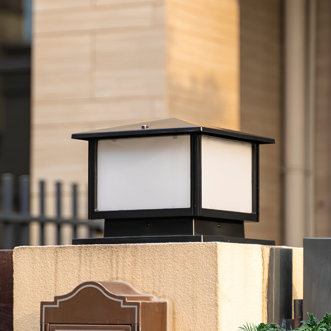 NoirGlow – Modern Black LED Desk Lamp