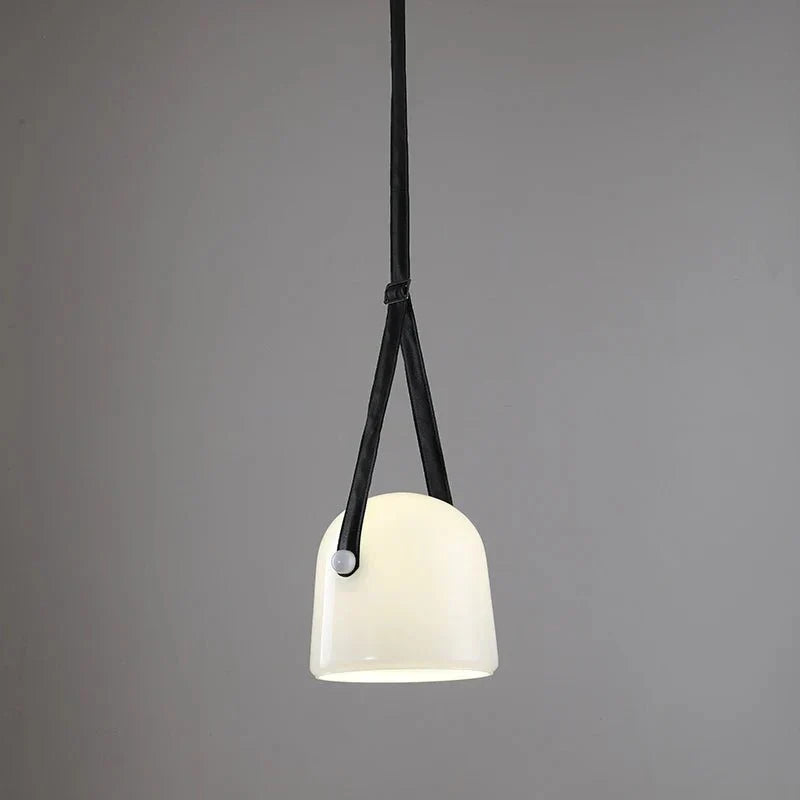 GlowSphere – Stylish Glass Pendant for Luxurious Spaces