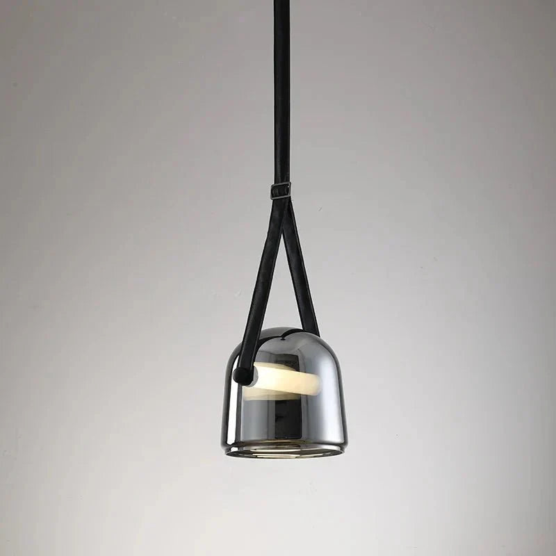 GlowSphere – Stylish Glass Pendant for Luxurious Spaces