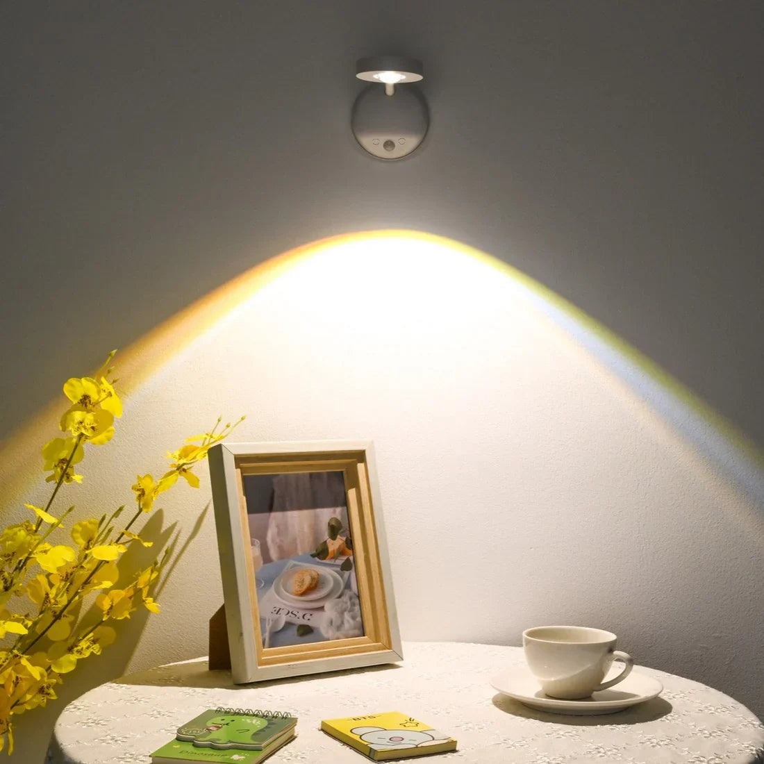 Thelittleesse™ LumiTech Rechargeable Wall Spotlight – Motion Sensor, Wireless, Dimmable