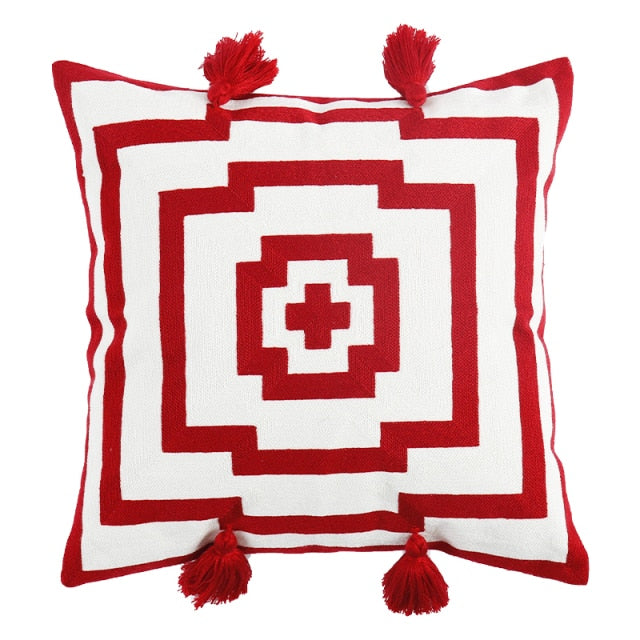 BotanicaLuxe – Knitted Cushion Cover with Lush Floral & Jungle Pattern