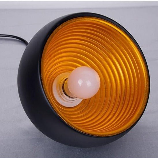 GlowLine – Sleek Adjustable Pendant Light for Modern Spaces