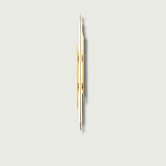 LuxeAura – Opulent Gold Wall Light for Elegant Spaces