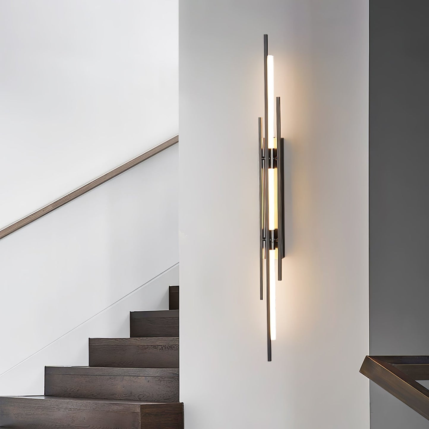 LuxeAura – Opulent Gold Wall Light for Elegant Spaces