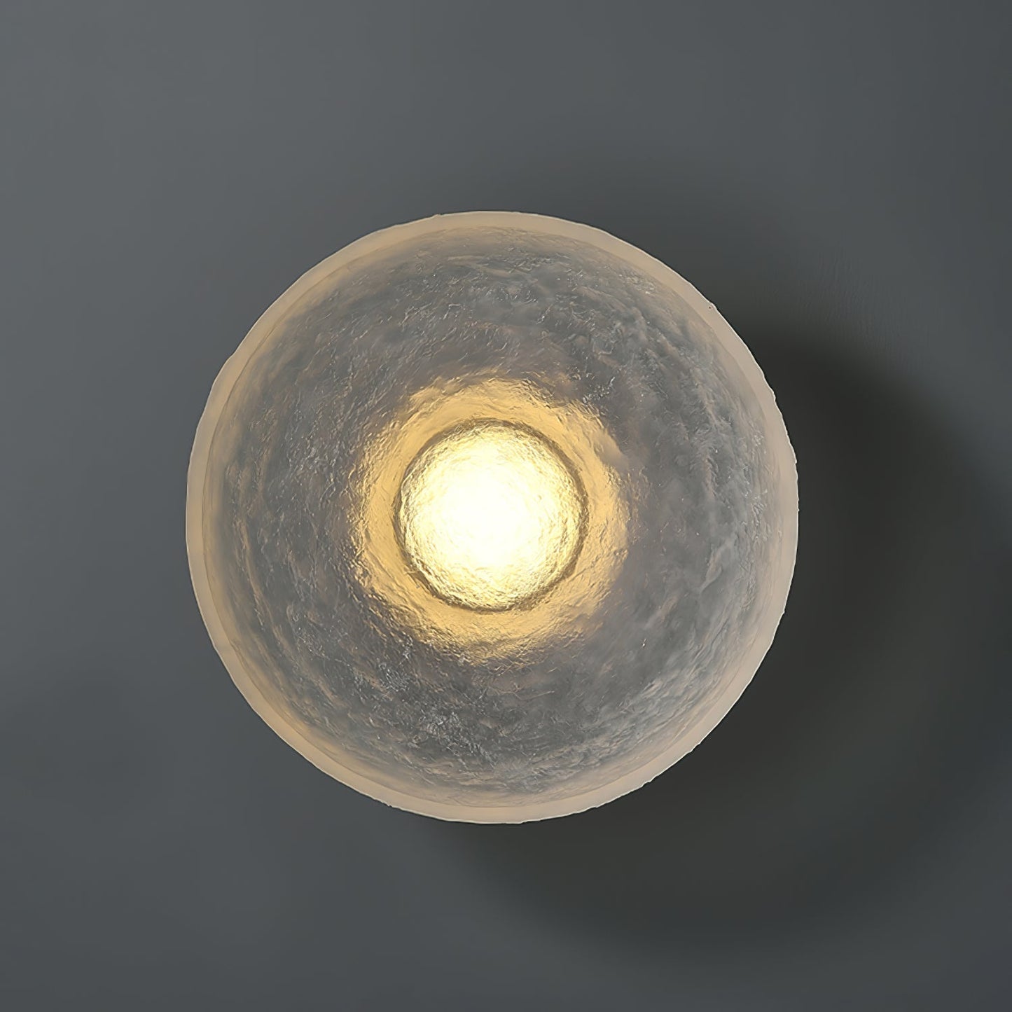 SculptLight – Modern Resin Wall Lamp for Timeless Elegance