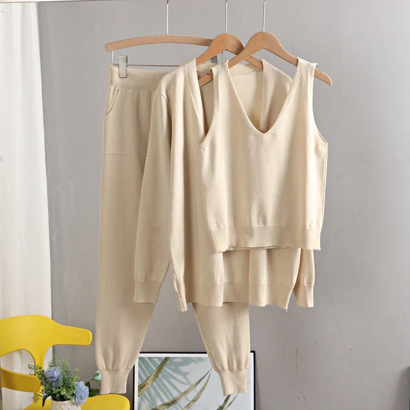 Eme's Elegant 3-Piece Women Cardigan Tracksuit - Knitted Sweater Pant Set with Pockets