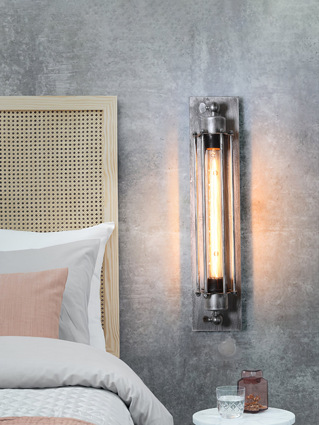 IronGlow – Robust Industrial Wall Light for Any Room