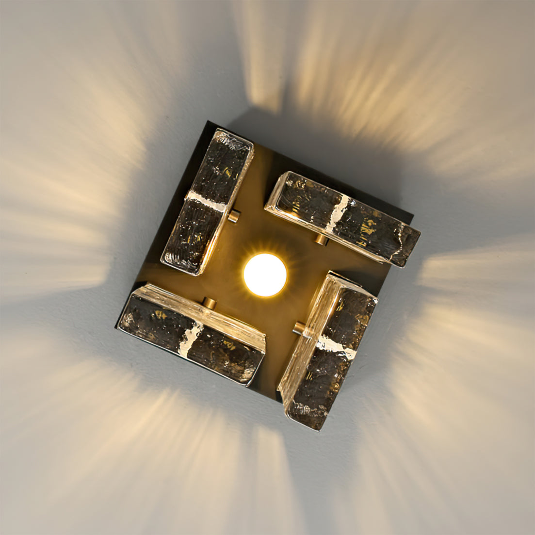 LourmarinLuxe - Refined Lighting for Every Space