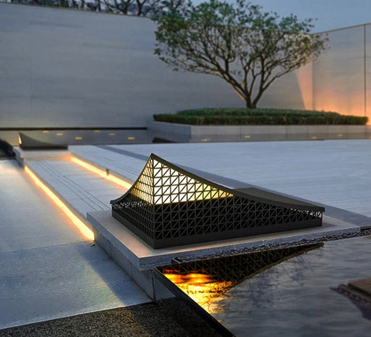 Modern Semi-Pyramid Solar Lights Outdoor with Intelligent Sensor & IP65 Waterproof