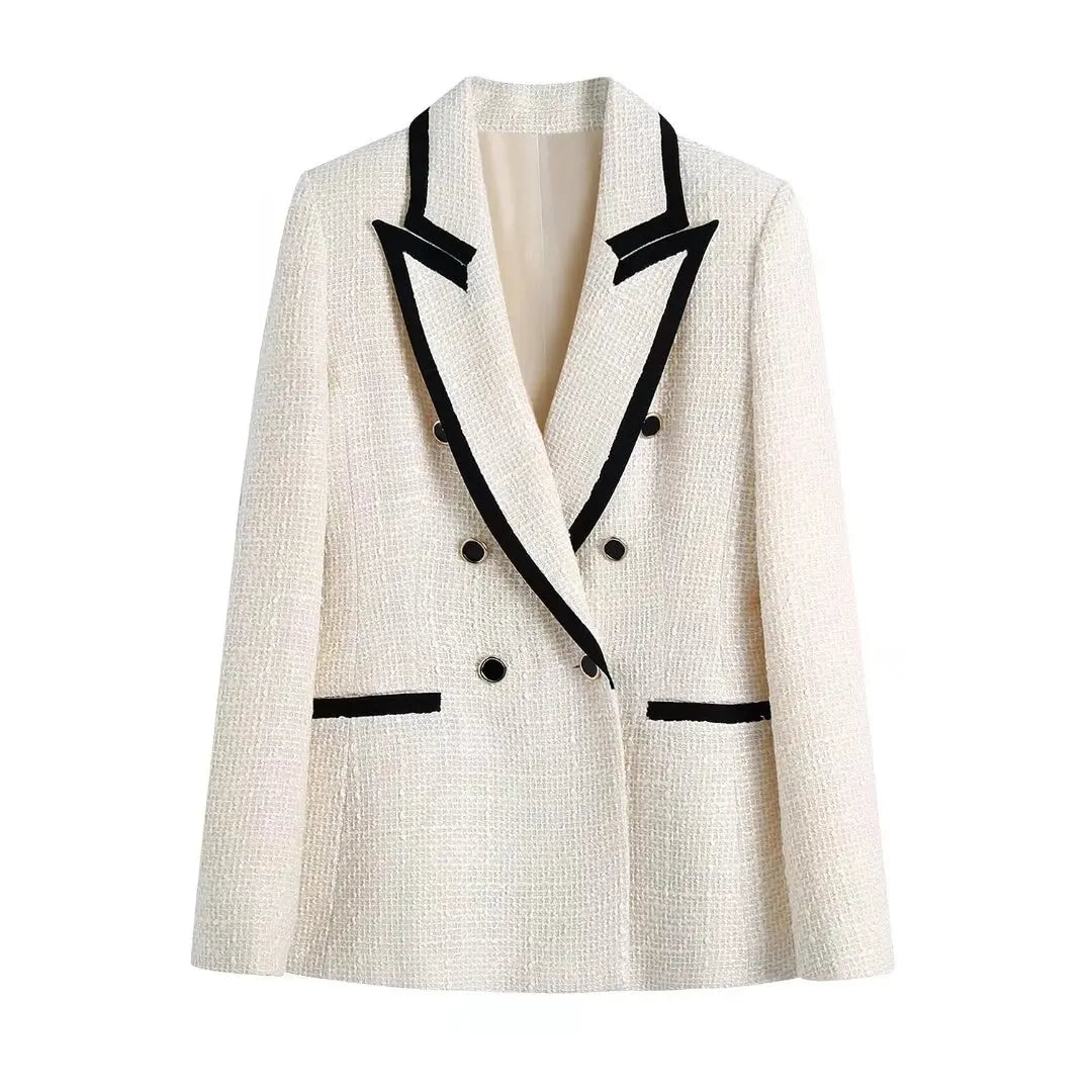 Isabella's Luxe Layer: Women's Vintage Woolen Blazer