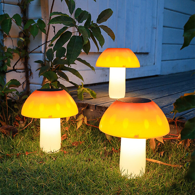 GlowShroom - Solar Garden Lantern