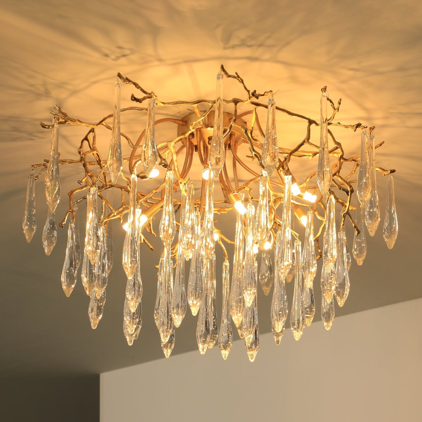 CrystalGlow - Ceiling Lamp with Radiant Droplet Crystals