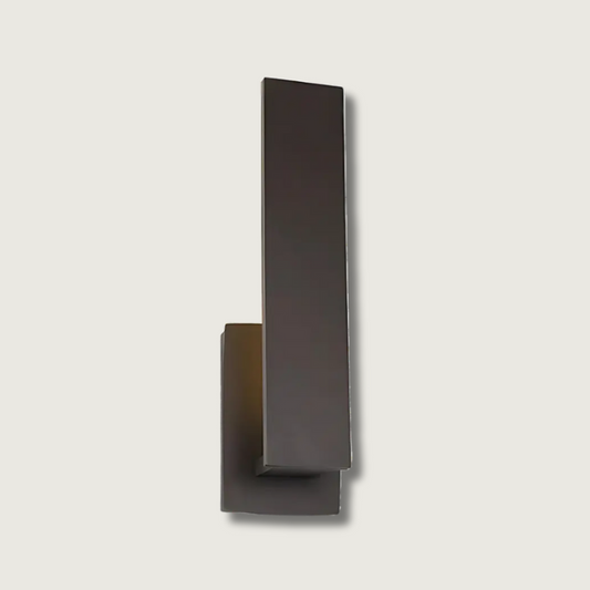 WeatherGuard – Durable and Elegant Outdoor Wall Light