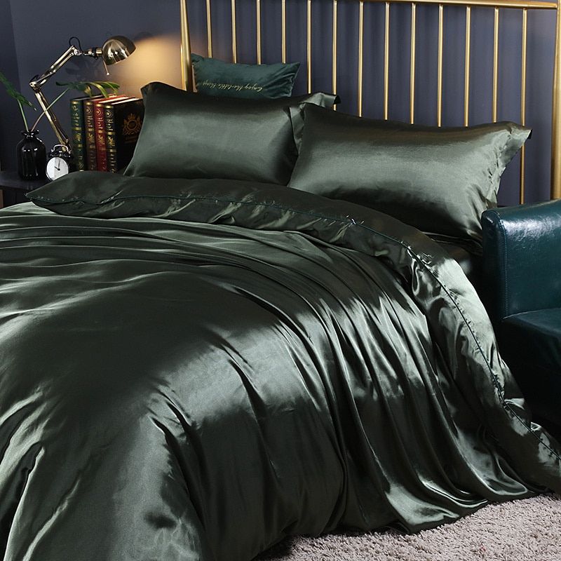Thelittleesse™ Luxury 4-Piece Satin Bedding Set