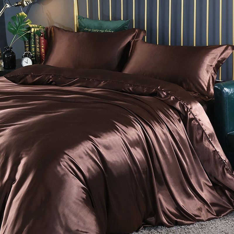 Thelittleesse™ Luxury 4-Piece Satin Bedding Set