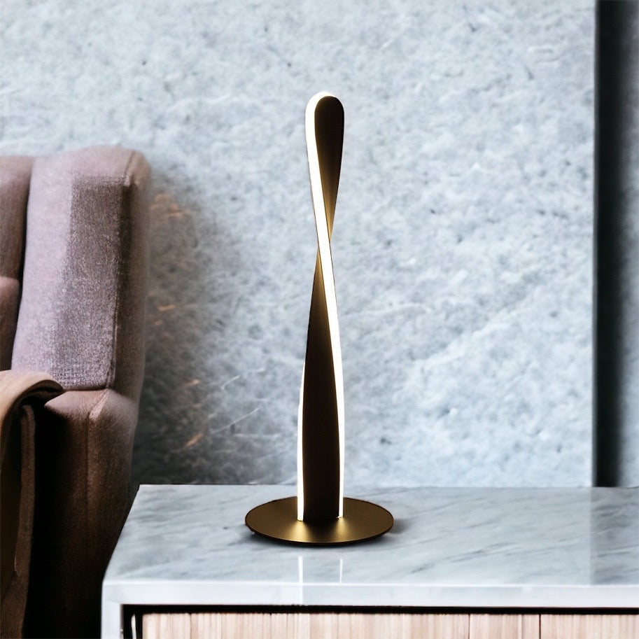 DimLume – Aluminum Desk Lamp with Flexible Dimming Function