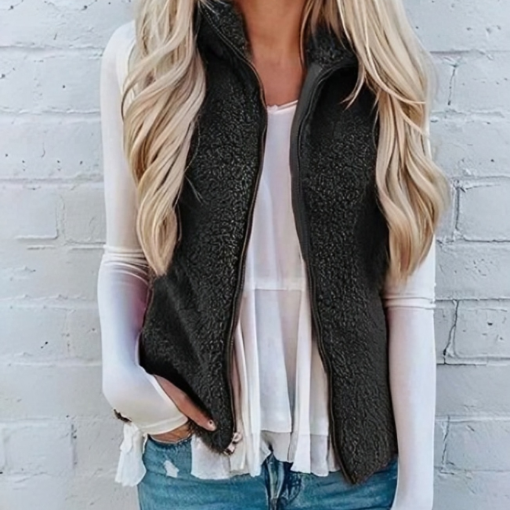 Rhian - Cozy Vest for Women - Warm & Stylish